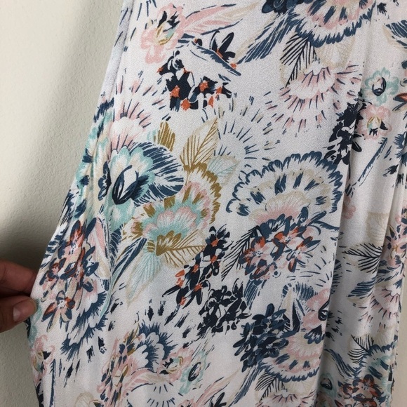 Roxy- Floral Print Beach Style Dress size: M - Picture 4 of 11